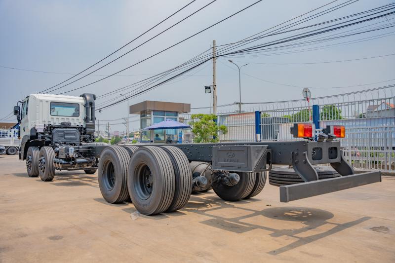 HD 260 - 320 E5